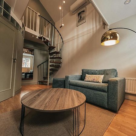 The Bell Inn Hotel Horndon-on-the-Hill ภายนอก รูปภาพ