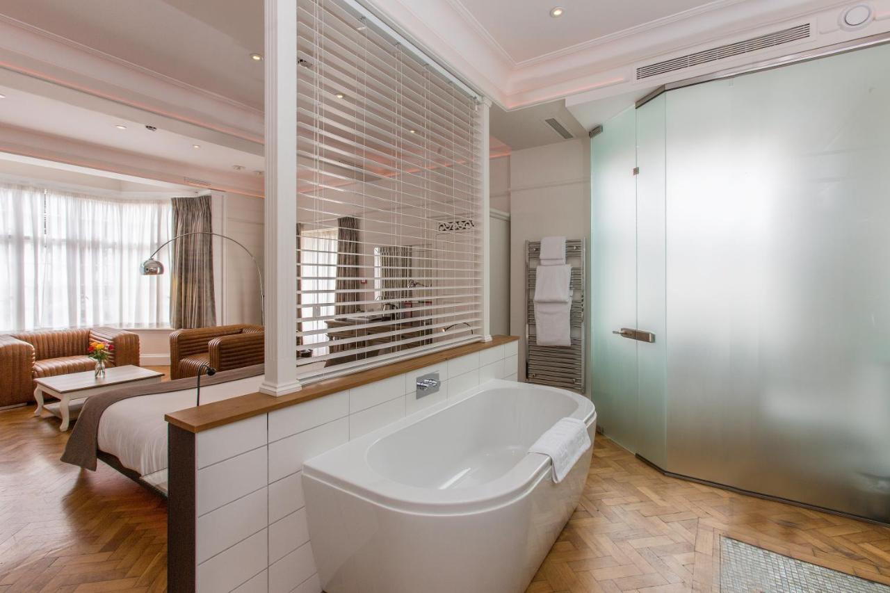 The Bell Inn Hotel Horndon-on-the-Hill ภายนอก รูปภาพ