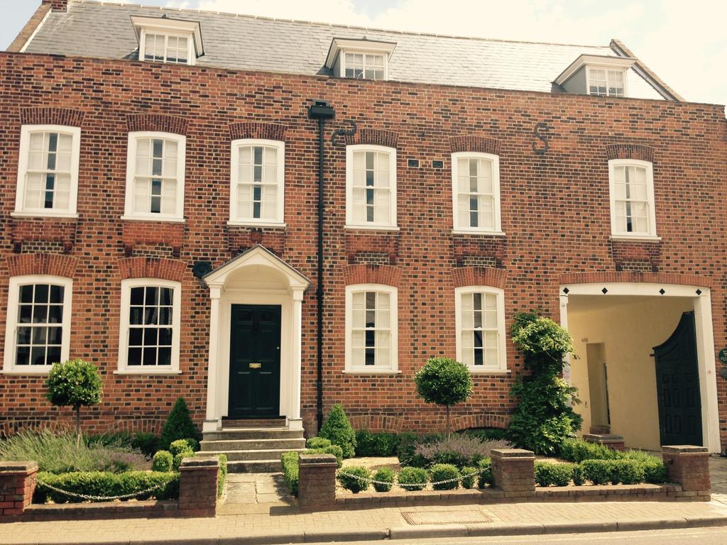 The Bell Inn Hotel Horndon-on-the-Hill ภายนอก รูปภาพ
