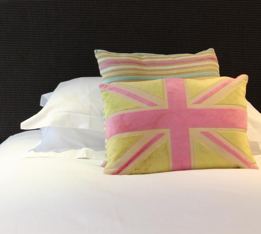 The Bell Inn Hotel Horndon-on-the-Hill ห้อง รูปภาพ